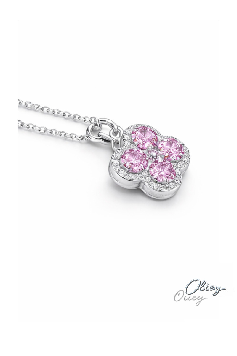 Lucky Four-Leaf Clover Pendant Necklace